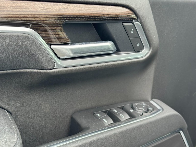 Chevrolet Silverado 1500 Vehicle Image 11