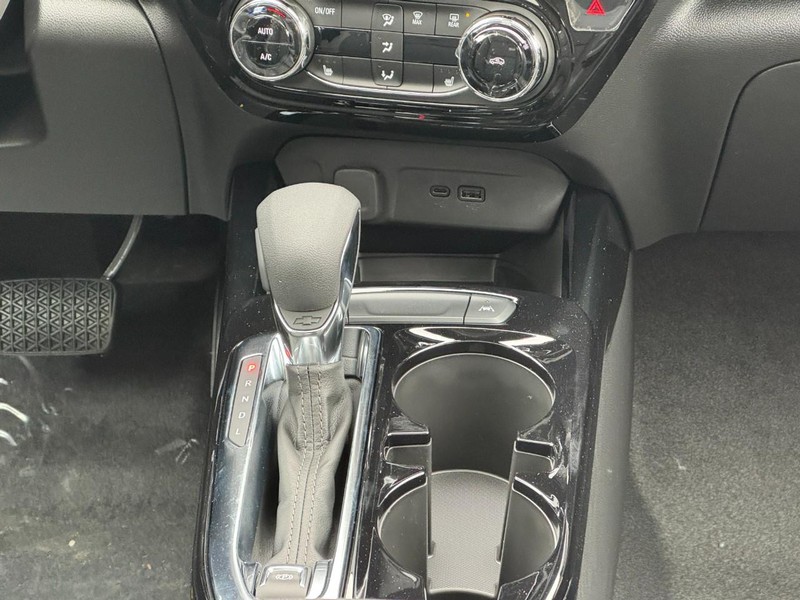 Chevrolet Trax Vehicle Image 09