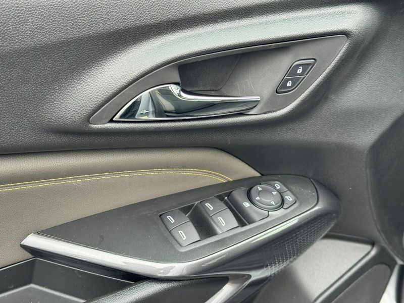 Chevrolet Trax Vehicle Image 10