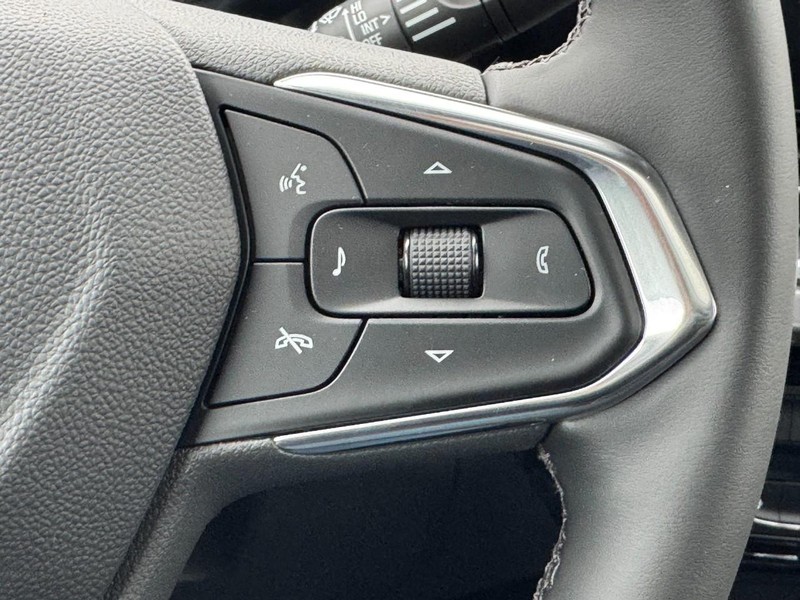 Chevrolet Trax Vehicle Image 14