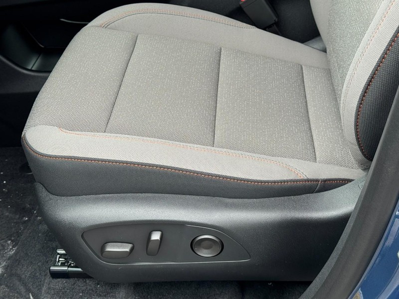 Chevrolet Traverse Vehicle Image 12