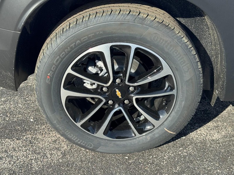 Chevrolet TrailBlazer Vehicle Image 04