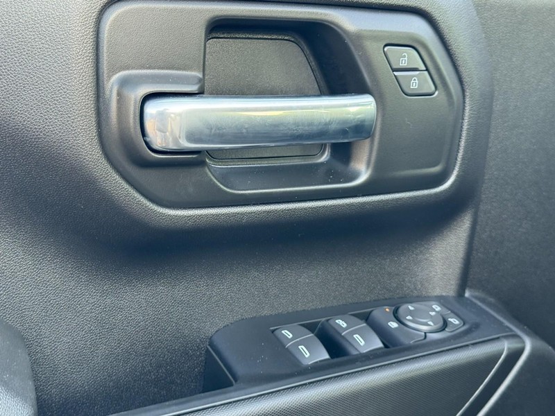 Chevrolet Silverado 1500 Vehicle Image 10