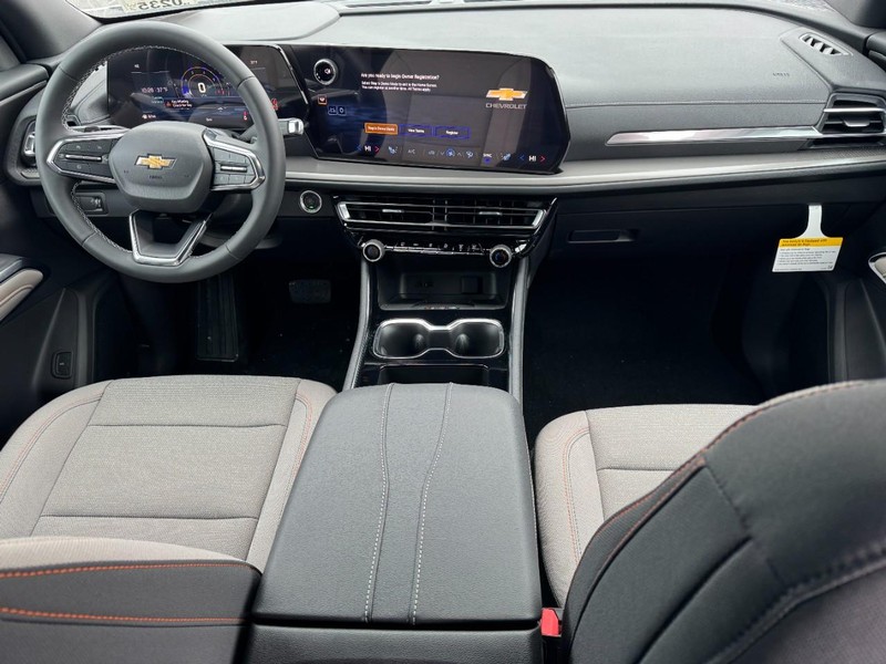 Chevrolet Traverse Vehicle Image 06