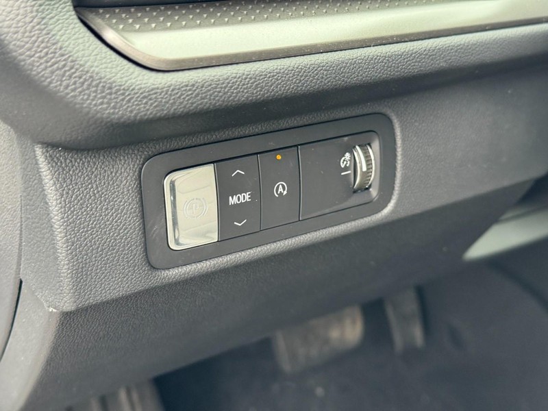 Chevrolet Traverse Vehicle Image 13