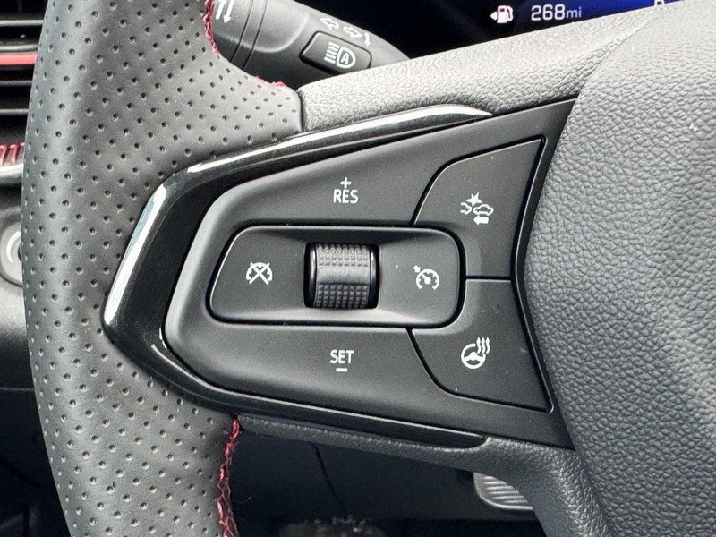 Chevrolet Trax Vehicle Image 13