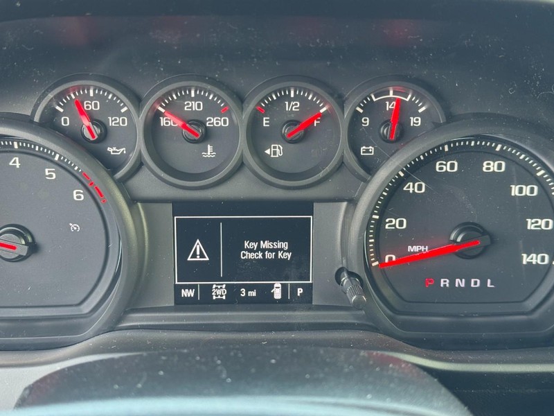 Chevrolet Silverado 1500 Vehicle Image 12