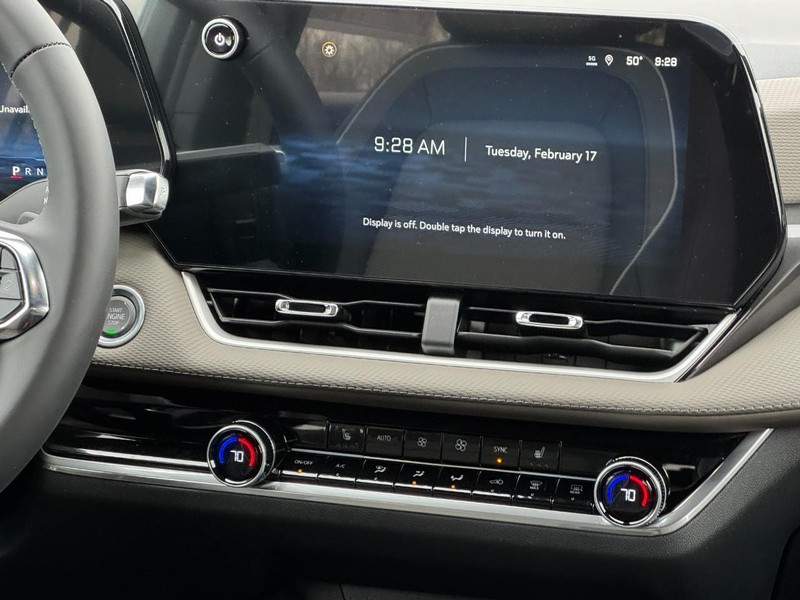 Chevrolet Equinox Vehicle Image 08