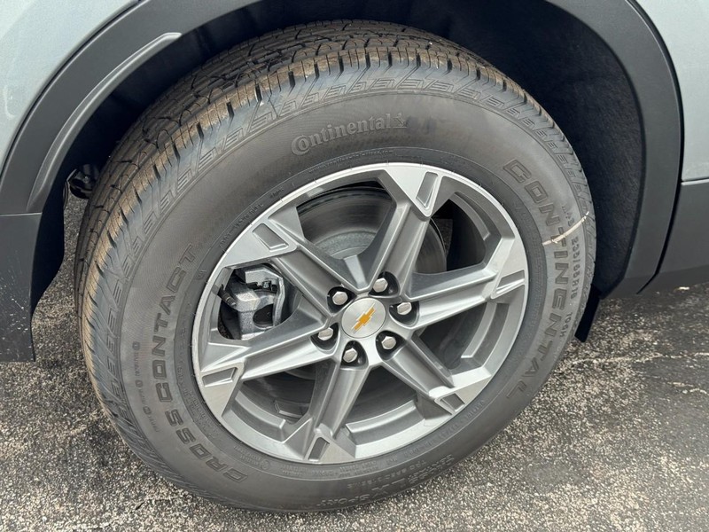 Chevrolet Blazer Vehicle Image 04