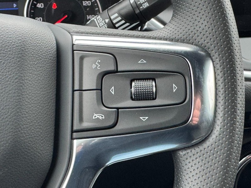 Chevrolet Blazer Vehicle Image 14