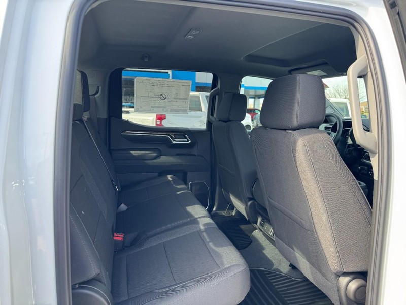 Chevrolet Silverado 1500 Vehicle Image 05