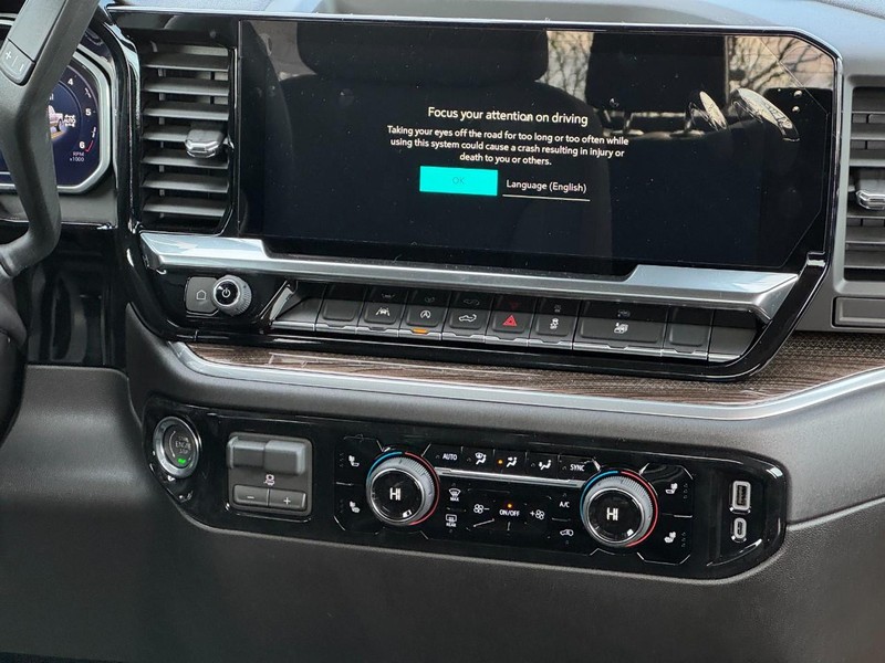 Chevrolet Silverado 1500 Vehicle Image 08