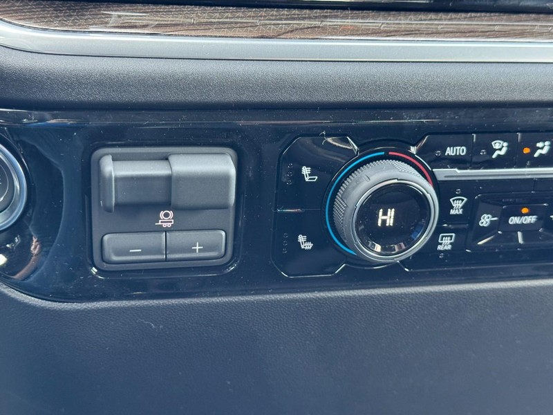 Chevrolet Silverado 1500 Vehicle Image 15