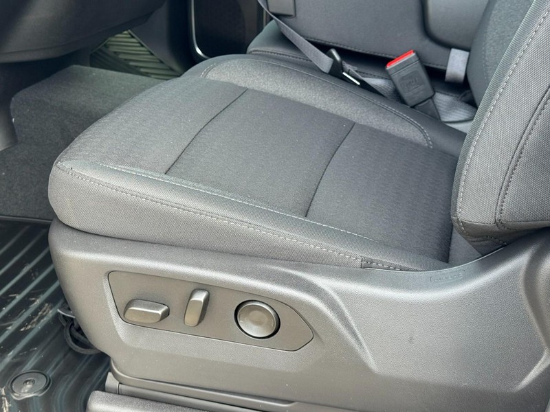 Chevrolet Silverado 1500 Vehicle Image 11