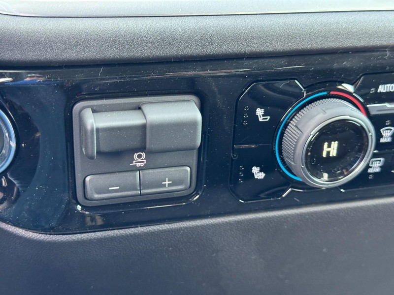 Chevrolet Silverado 1500 Vehicle Image 15