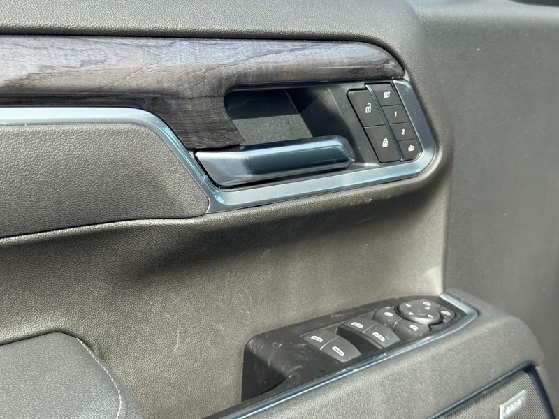 Chevrolet Silverado 1500 Vehicle Image 11
