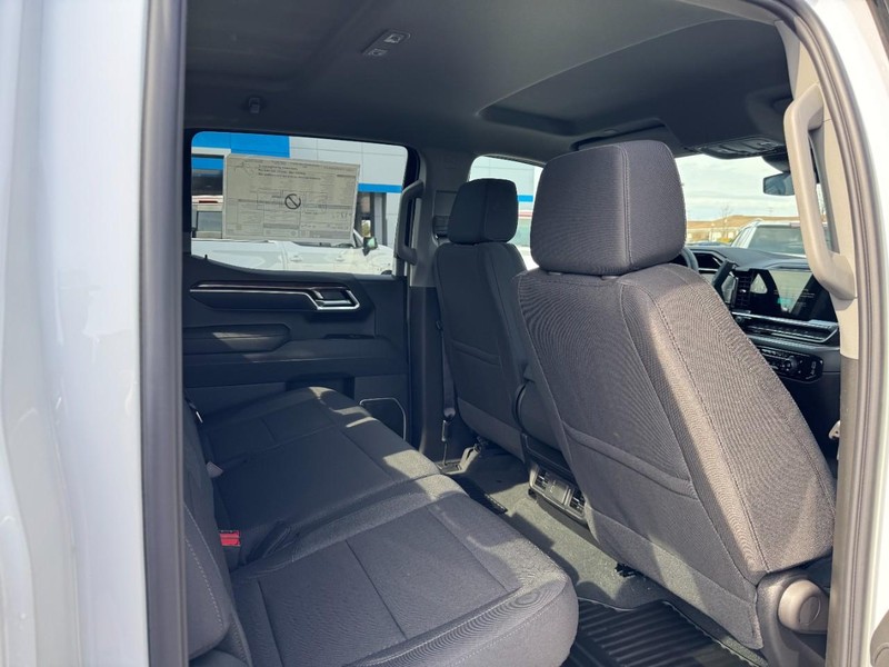 Chevrolet Silverado 1500 Vehicle Image 05