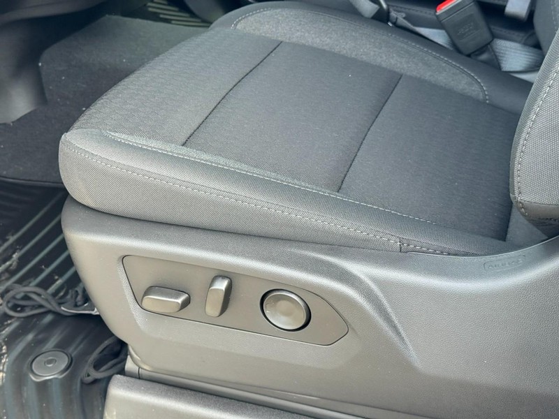 Chevrolet Silverado 1500 Vehicle Image 11