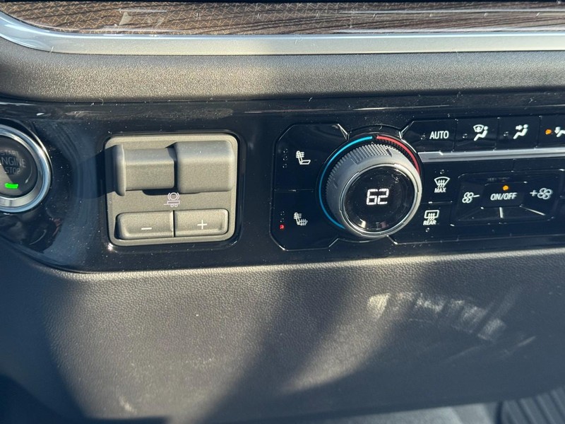 Chevrolet Silverado 1500 Vehicle Image 15