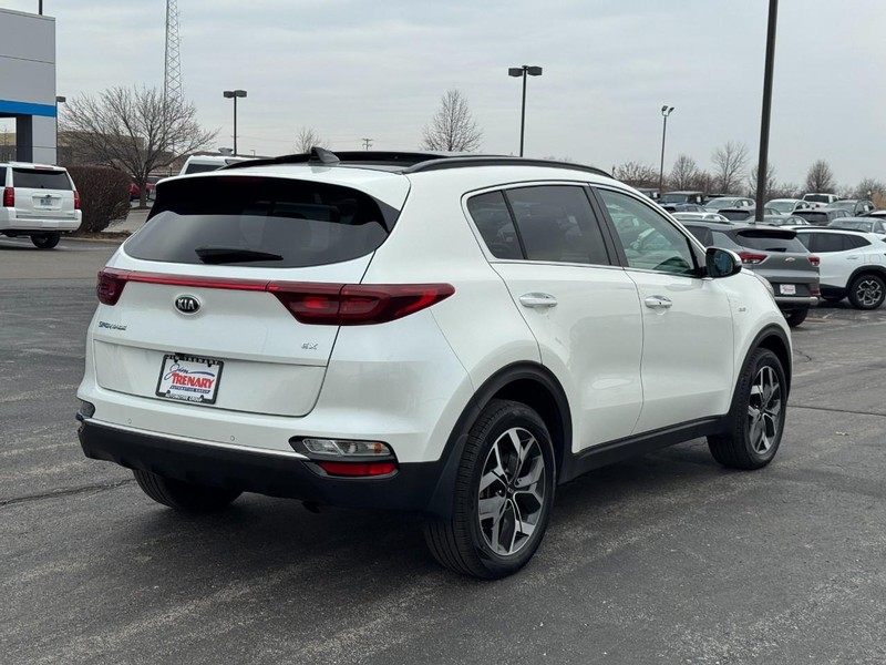 Kia Sportage Vehicle Image 03