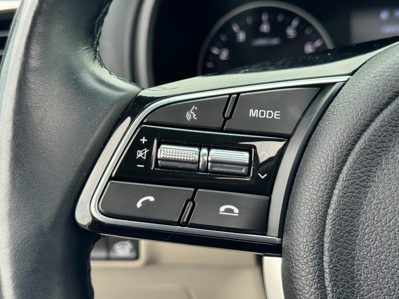 Kia Sportage Vehicle Image 18