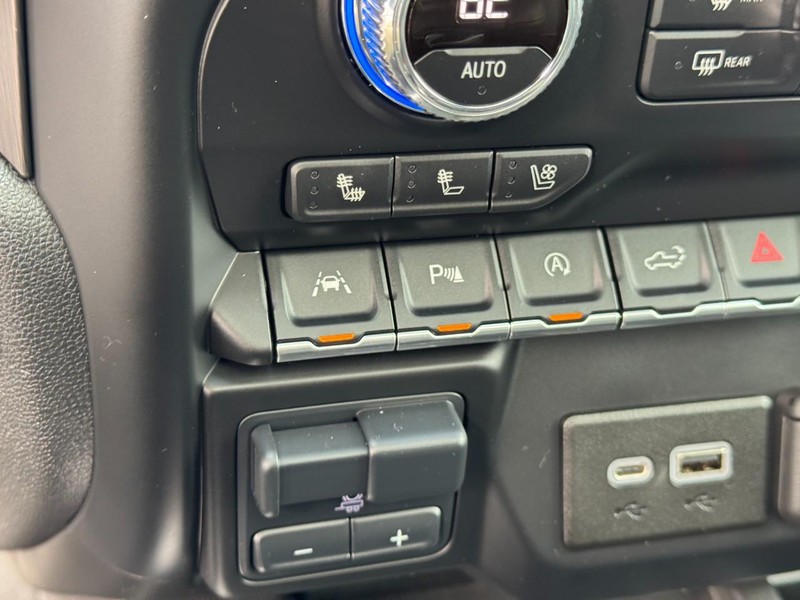 GMC Sierra 1500 Vehicle Image 23