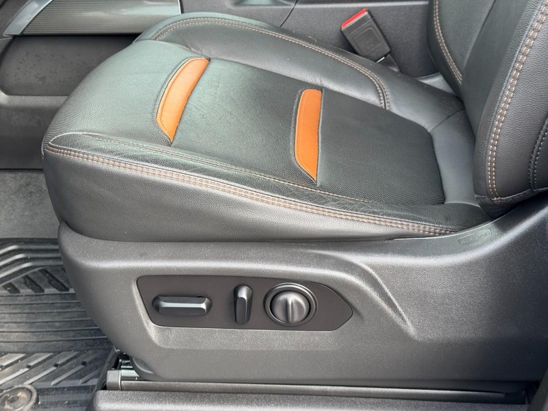 GMC Sierra 1500 Vehicle Image 25