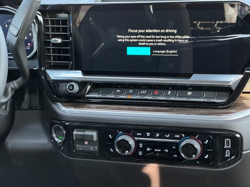 Chevrolet Silverado 1500 Vehicle Image 08