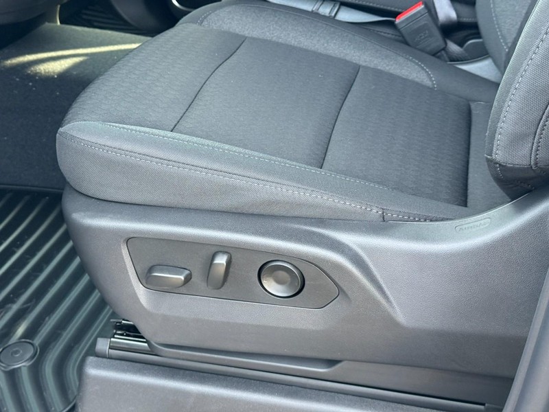 Chevrolet Silverado 1500 Vehicle Image 11