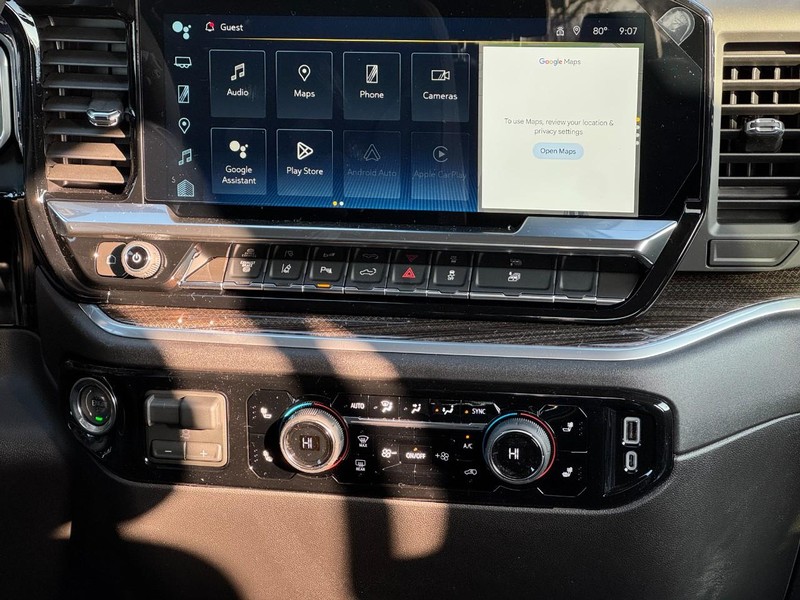 Chevrolet Silverado 2500HD Vehicle Image 08