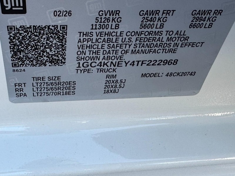 Chevrolet Silverado 2500HD Vehicle Image 17