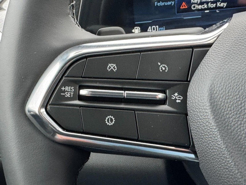 Chevrolet Equinox Vehicle Image 13