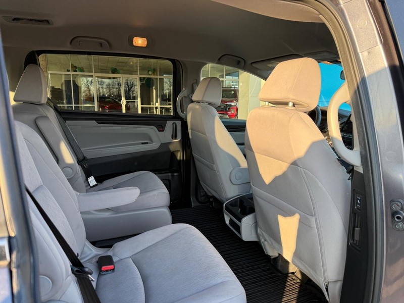 Honda Odyssey Vehicle Image 11