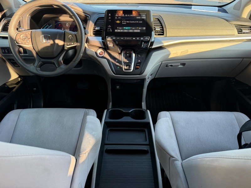 Honda Odyssey Vehicle Image 12