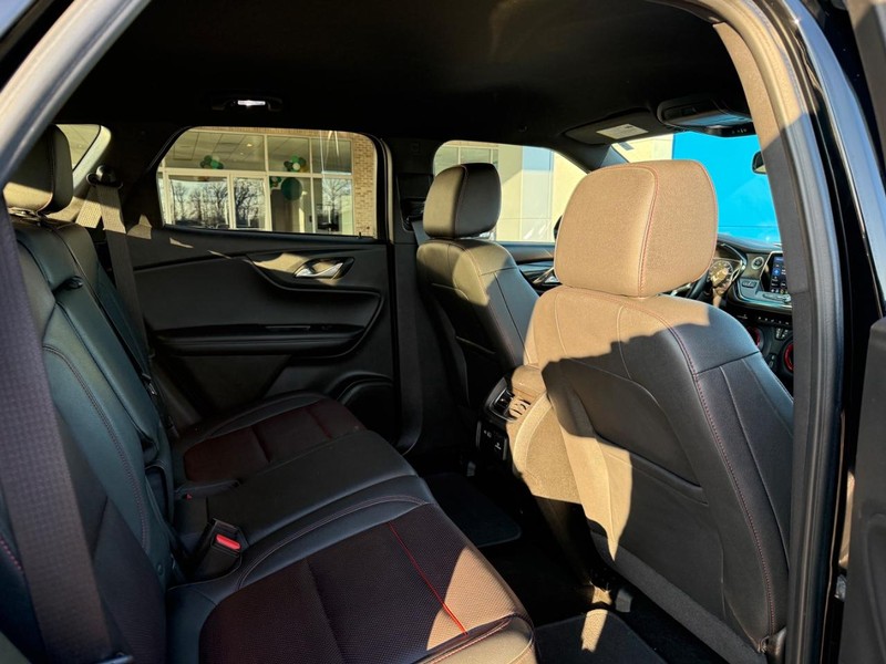 Chevrolet Blazer Vehicle Image 12