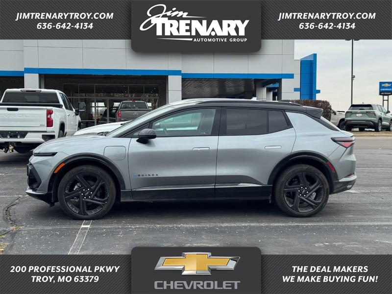 Chevrolet Equinox EV Vehicle Full-screen Gallery Image 01