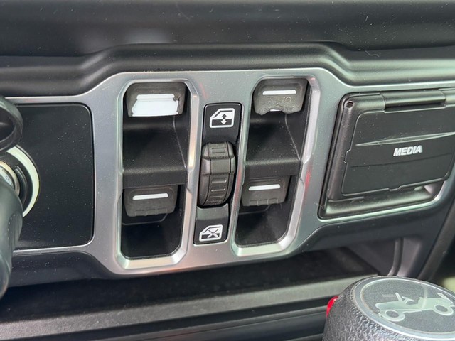 2018 Jeep All-New Wrangler Unlimited Sport S - Photo 20
