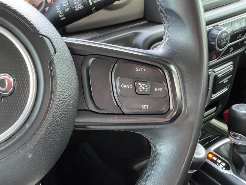 Jeep Wrangler Unlimited Vehicle Image 17