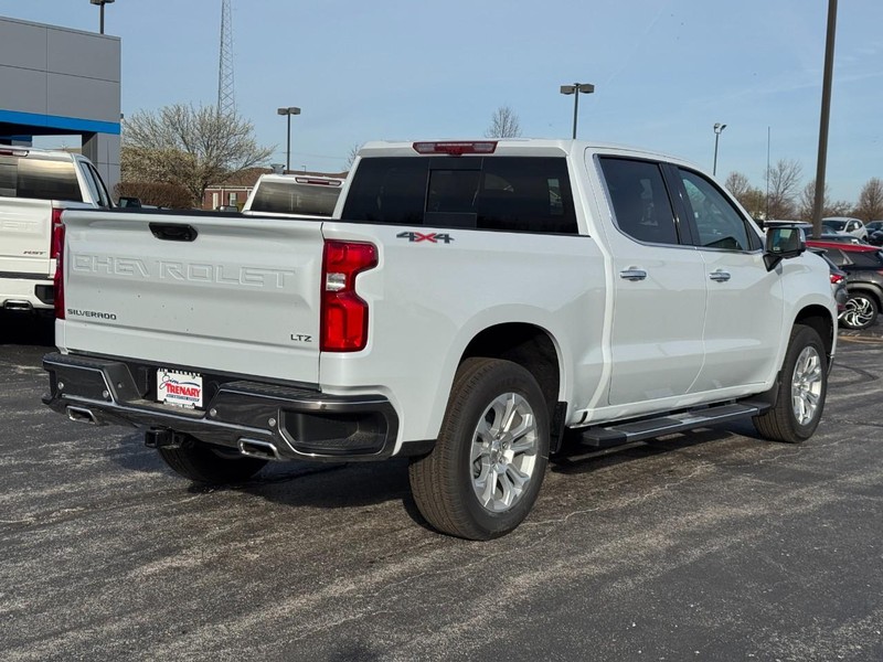 Chevrolet Silverado 1500 Vehicle Image 03