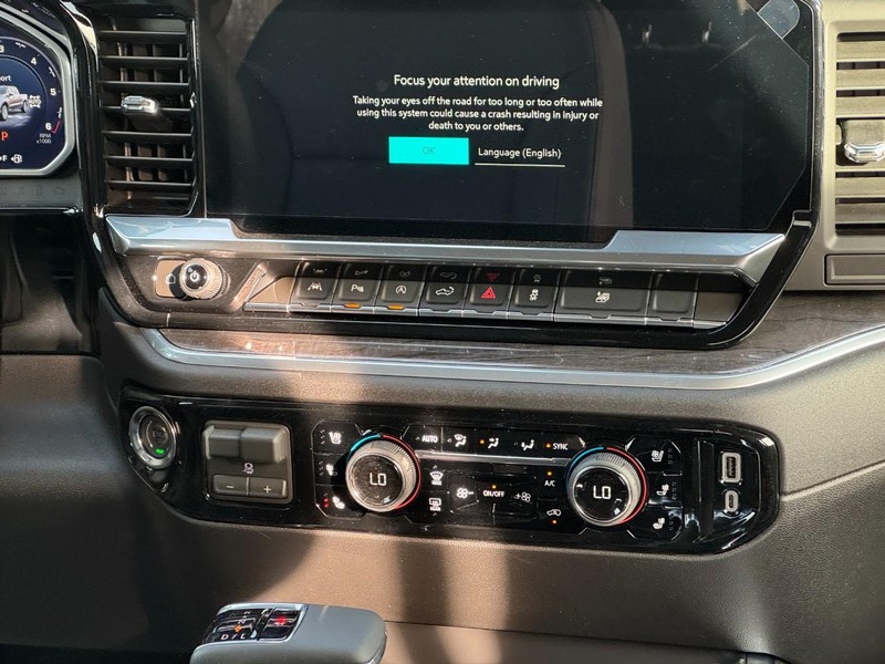 Chevrolet Silverado 1500 Vehicle Image 08