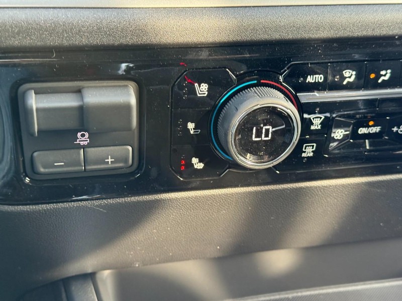 Chevrolet Silverado 1500 Vehicle Image 15