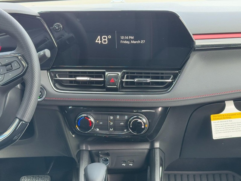 Chevrolet TrailBlazer Vehicle Image 08