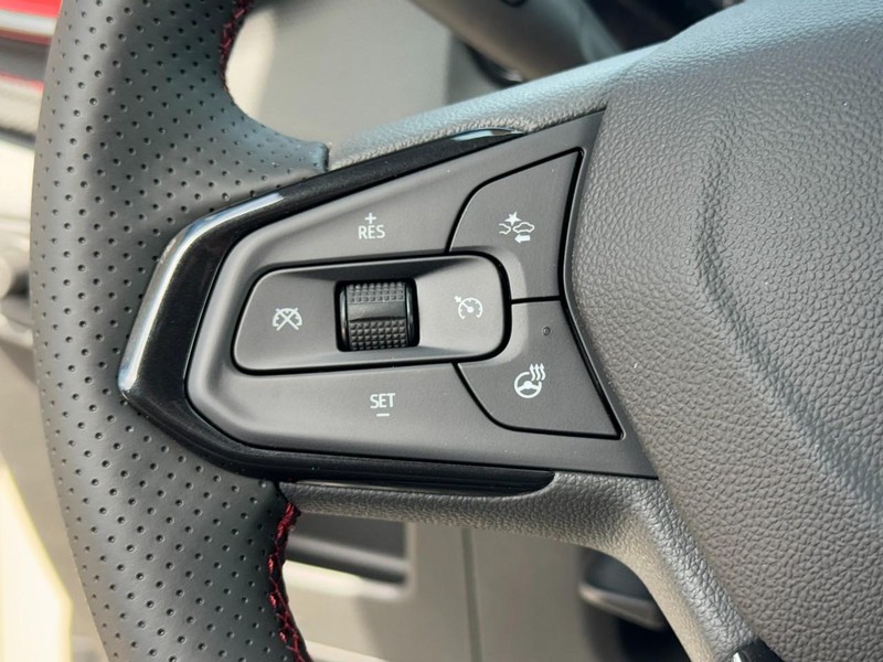 Chevrolet TrailBlazer Vehicle Image 10