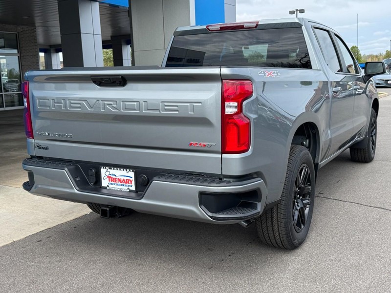 Chevrolet Silverado 1500 Vehicle Image 03
