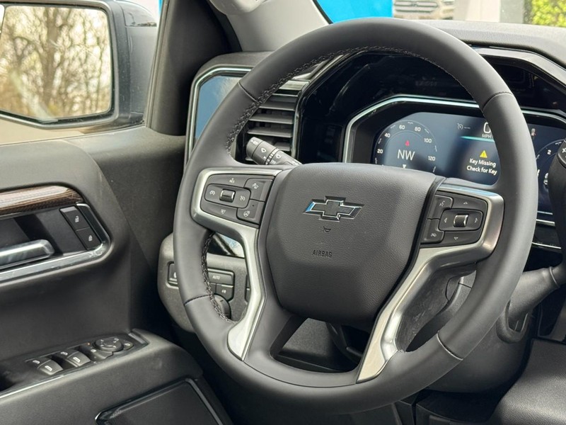 Chevrolet Silverado 1500 Vehicle Image 07