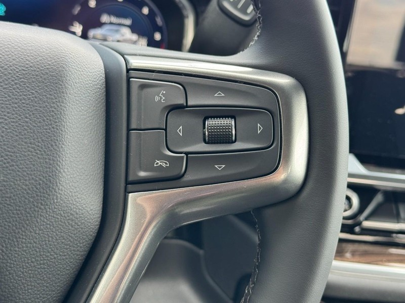 Chevrolet Silverado 1500 Vehicle Image 11