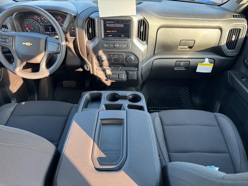 Chevrolet Silverado 1500 Vehicle Image 06