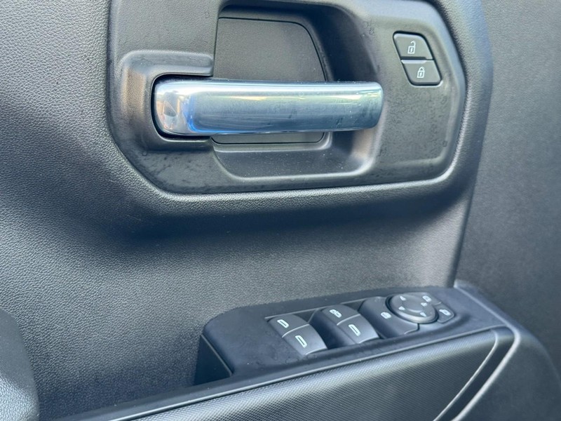 Chevrolet Silverado 1500 Vehicle Image 10