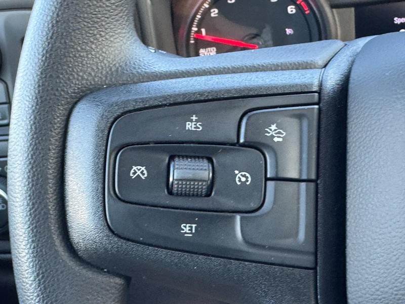 Chevrolet Silverado 1500 Vehicle Image 13