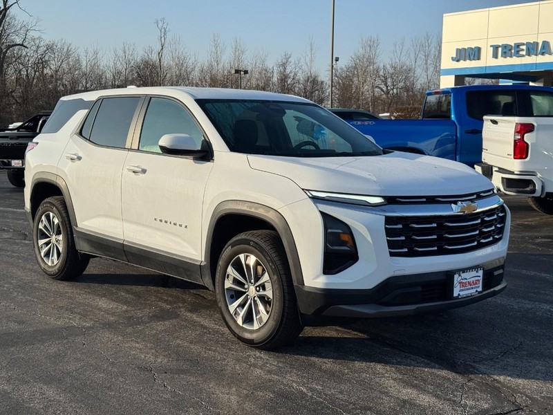 Chevrolet Equinox Vehicle Full-screen Gallery Image 02